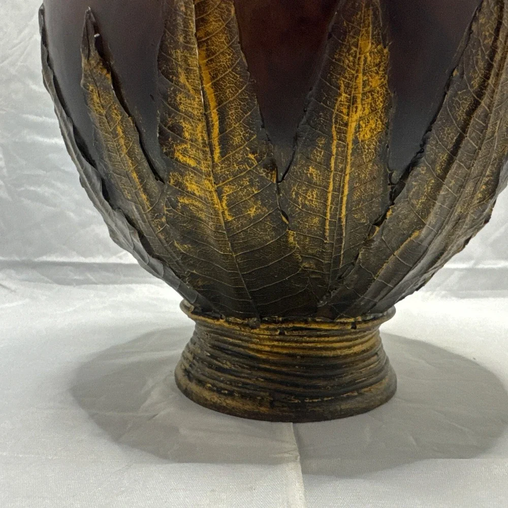 Large Vintage Pitcher - Vase (‎ Decor )